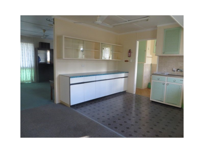 31 Foott Streeet, Roma QLD 4455