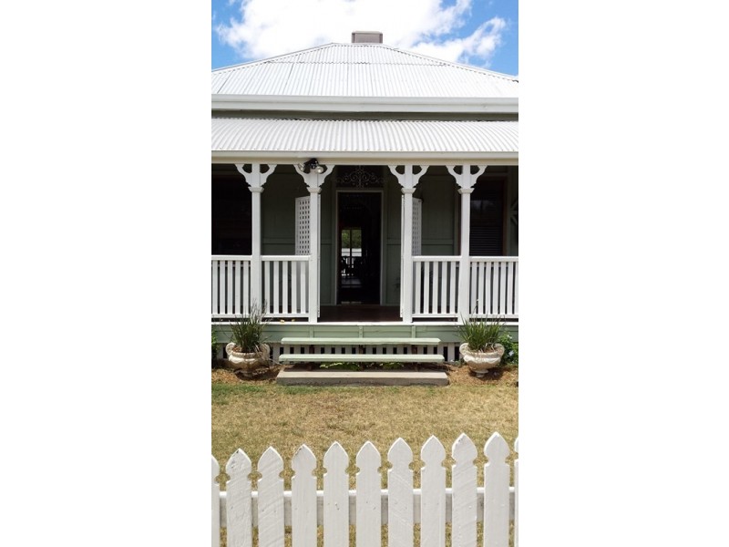 20 McDowall Street, Roma QLD 4455