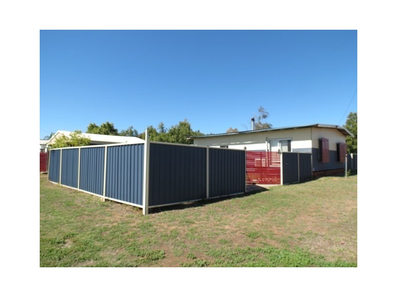 116 Wyndham Street, Roma QLD 4455