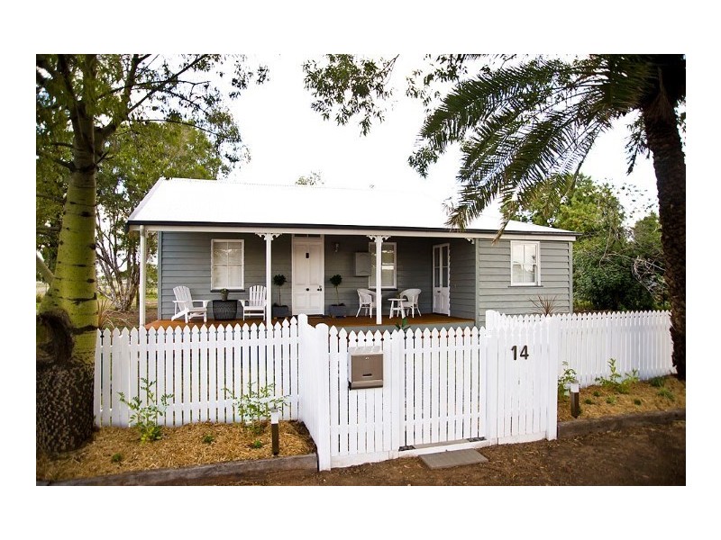 14 Rae Street, Roma QLD 4455