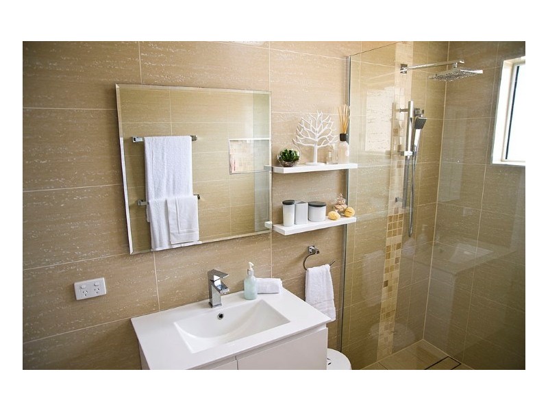 14 Rae Street, Roma QLD 4455