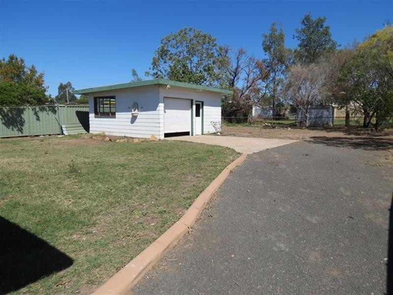 53 Cottell Street, Roma QLD 4455