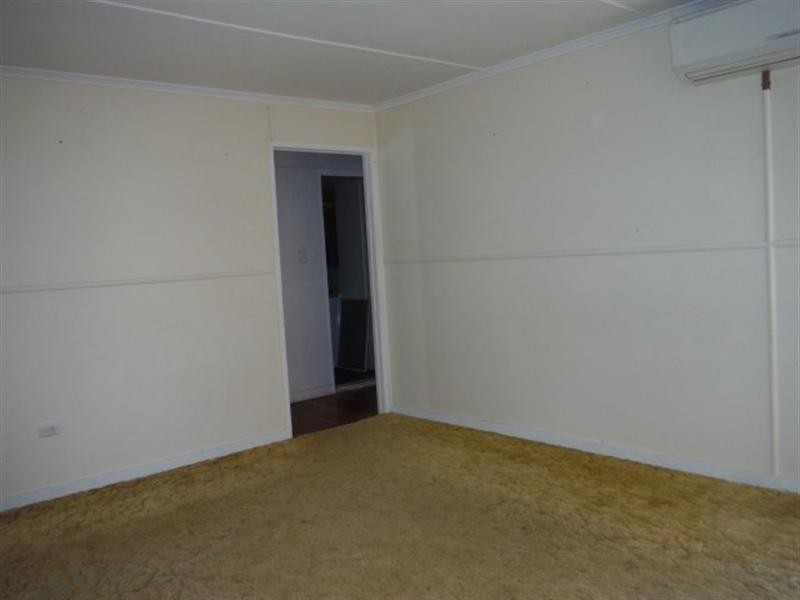 26 Downs Street, Roma QLD 4455