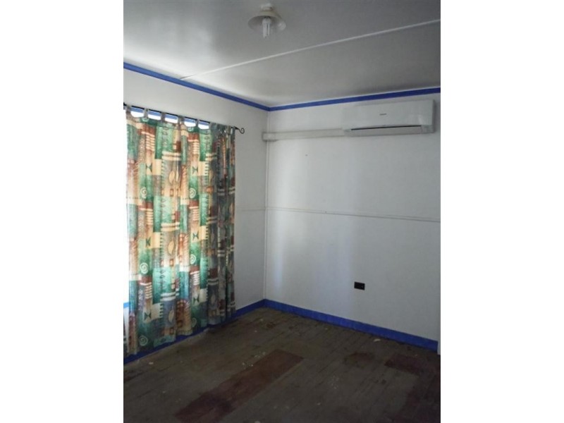 26 Downs Street, Roma QLD 4455