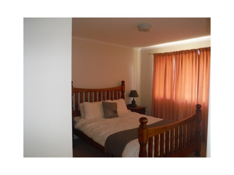 9 Roma Crescent, Roma QLD 4455