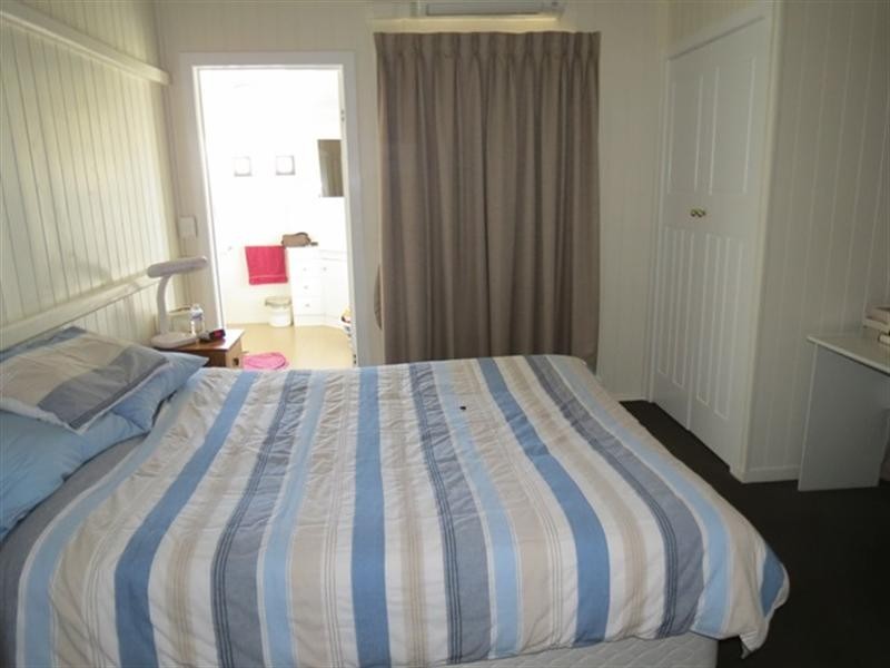 19 Hunter Street, Roma QLD 4455