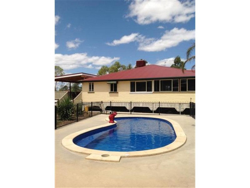 44 Clayton Road, Roma QLD 4455