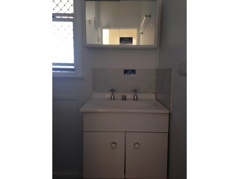 50 May Street, Wallumbilla QLD 4428