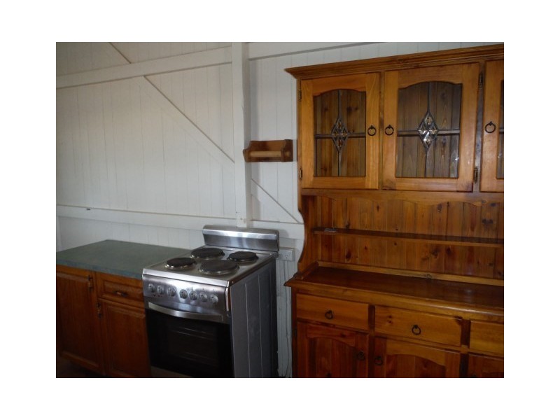 44 Clayton Road, Roma QLD 4455