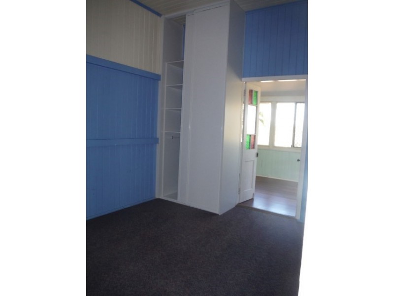 44 Clayton Road, Roma QLD 4455