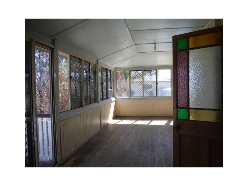 44 Clayton Road, Roma QLD 4455