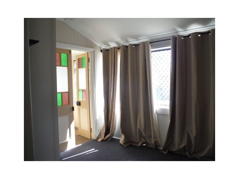 44 Clayton Road, Roma QLD 4455