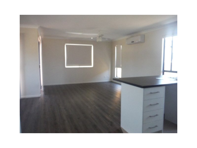 7 Acacia Road, Roma QLD 4455