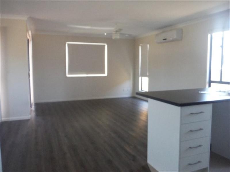 7 Acacia Road, Roma QLD 4455