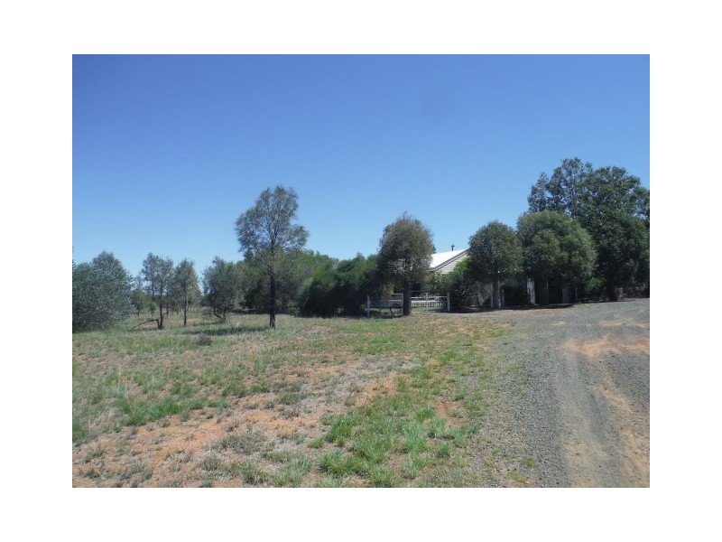 68 Minka Road, Roma QLD 4455