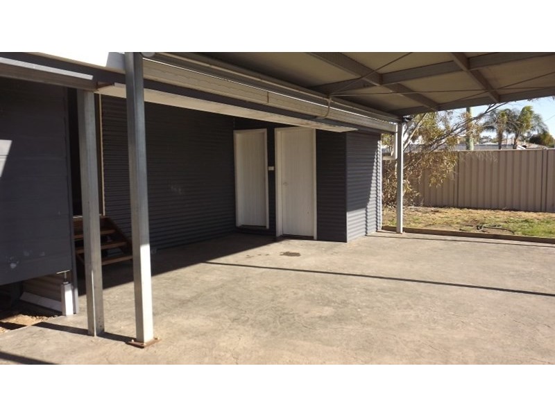 17 May Street, Roma QLD 4455