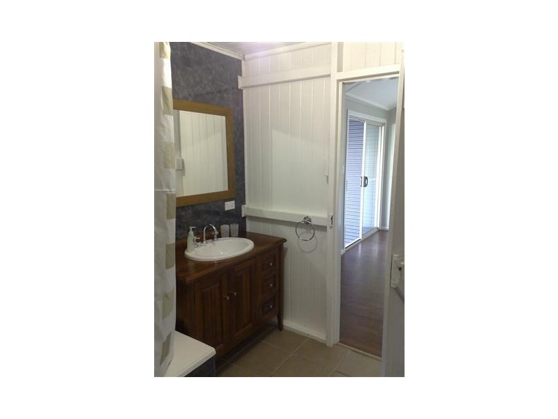 17 May Street, Roma QLD 4455