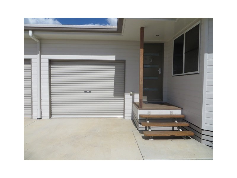 32 South Street, Roma QLD 4455