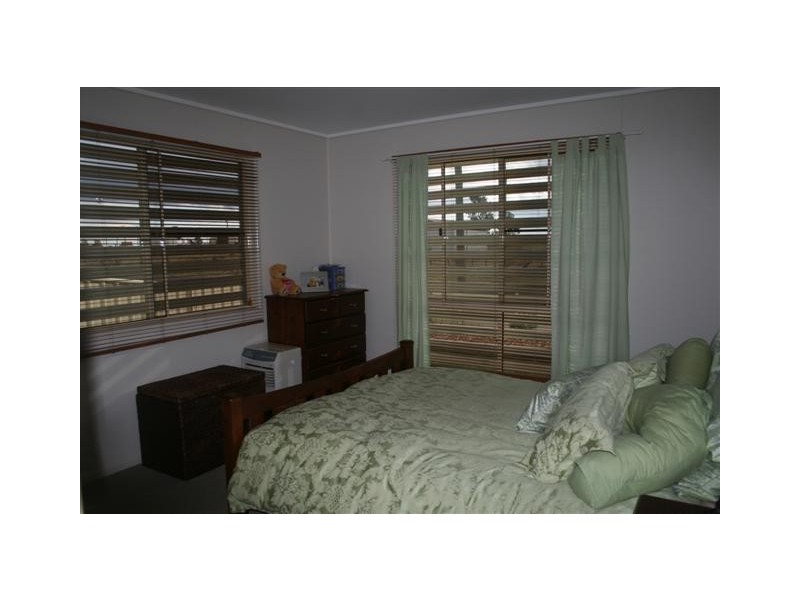 30 Luff Street, Roma QLD 4455