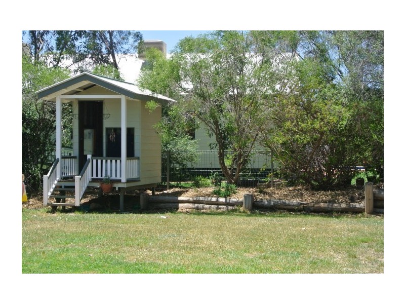 12 Bakerfinch Crescent, Roma QLD 4455