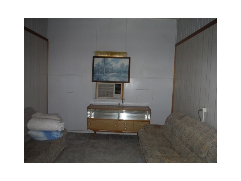 122 Arthur Street, Roma QLD 4455