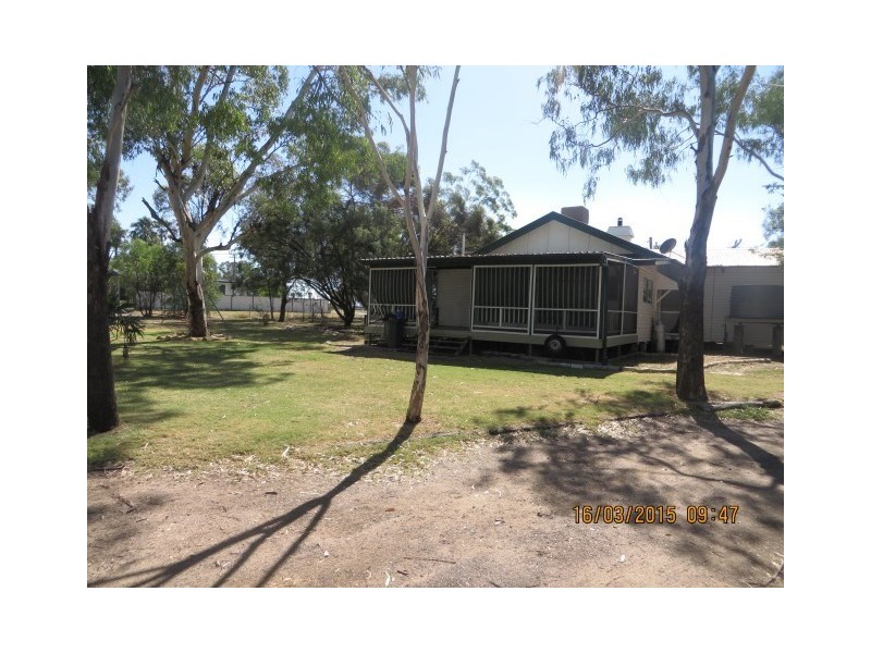 80-82 Northern Road, Roma QLD 4455