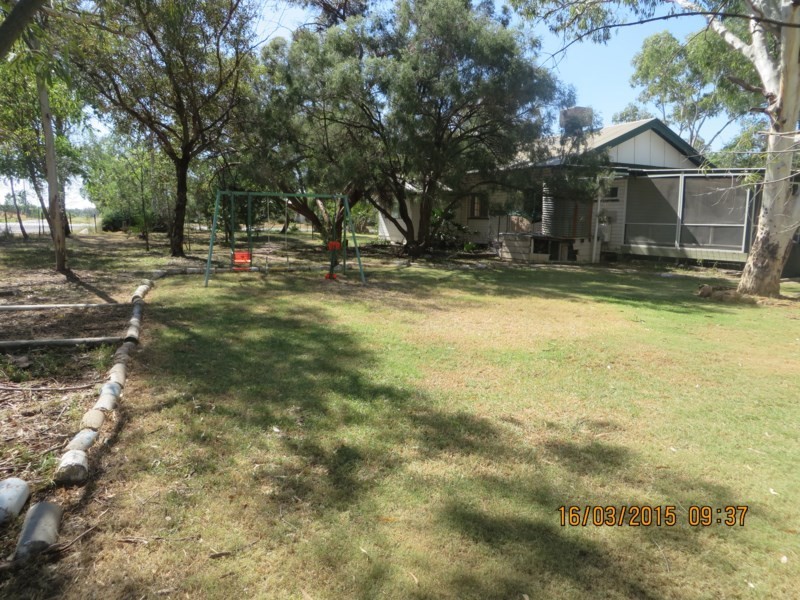 80-82 Northern Road, Roma QLD 4455