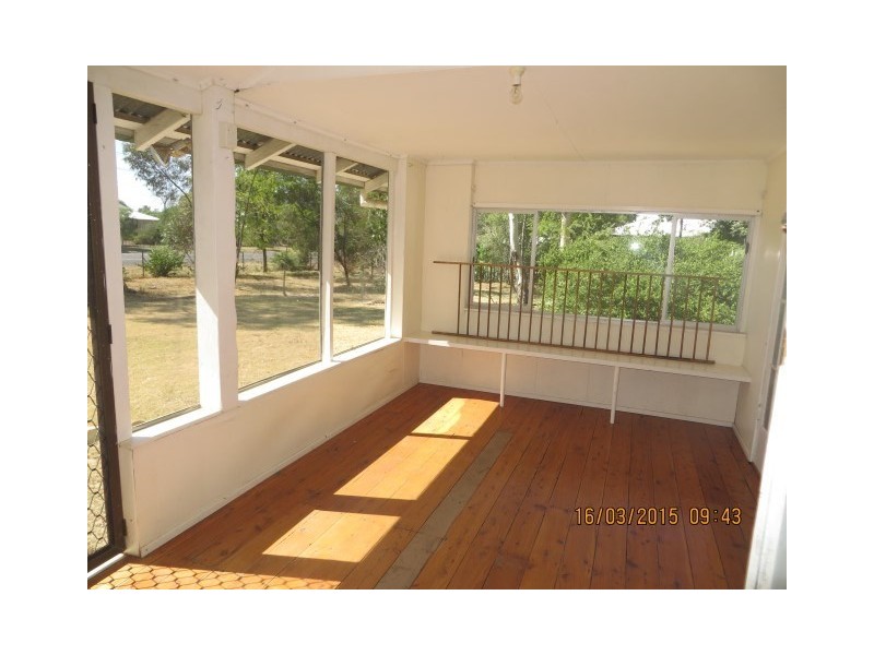 80-82 Northern Road, Roma QLD 4455