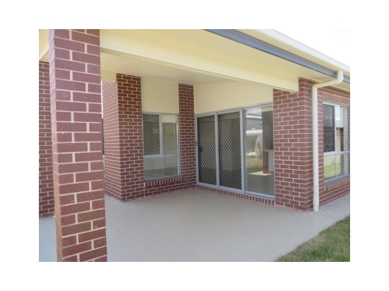 6 Clearview Drive, Roma QLD 4455