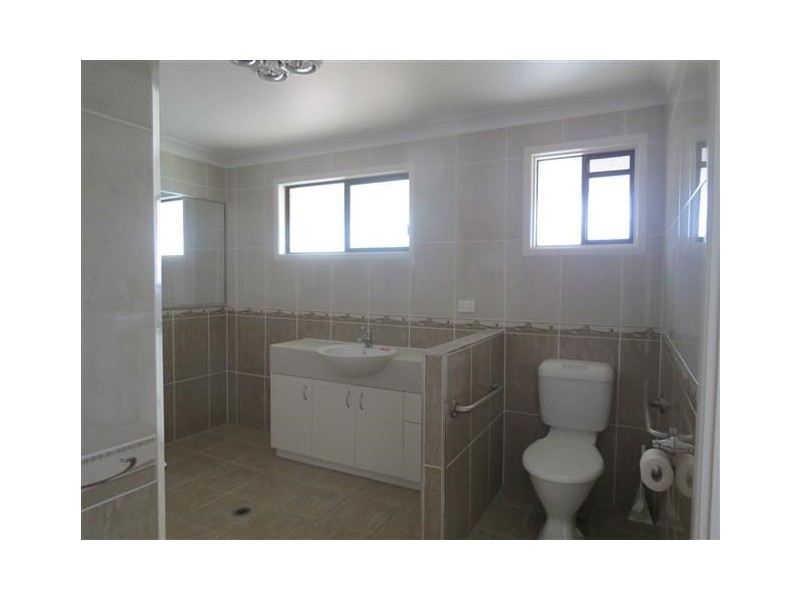 22 Wright Street, Roma QLD 4455