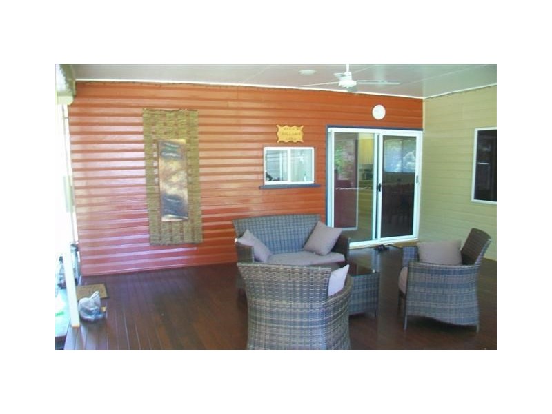 12 Fowles Street, Roma QLD 4455