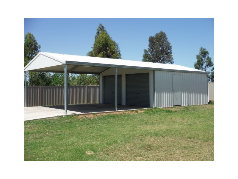 10 Beetson Drive, Roma QLD 4455