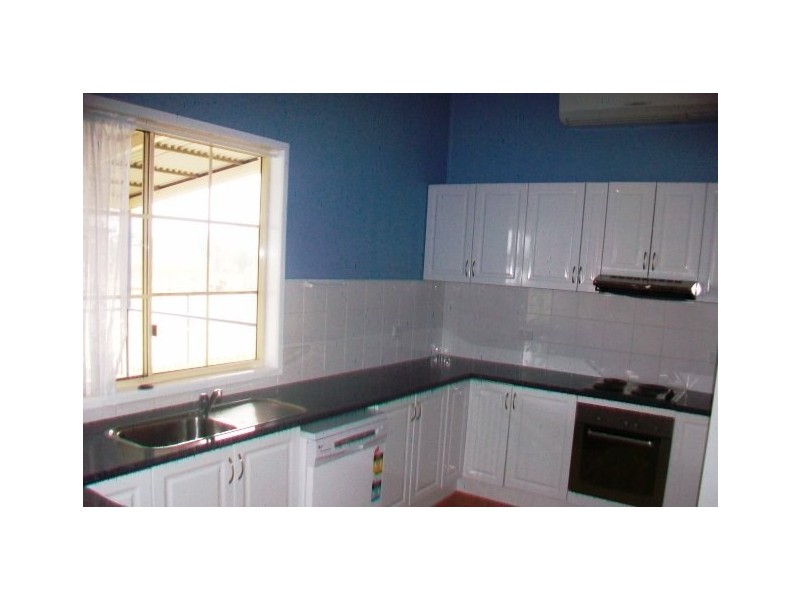 232 Edwardes Street, Roma QLD 4455