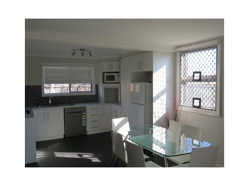 2/105 Bowen Street, Roma QLD 4455