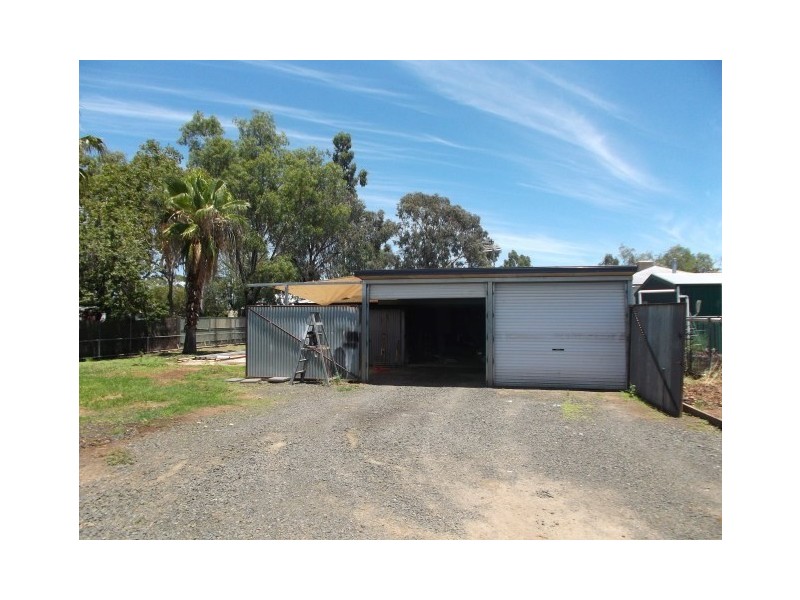 23 Arthur Street, Roma QLD 4455