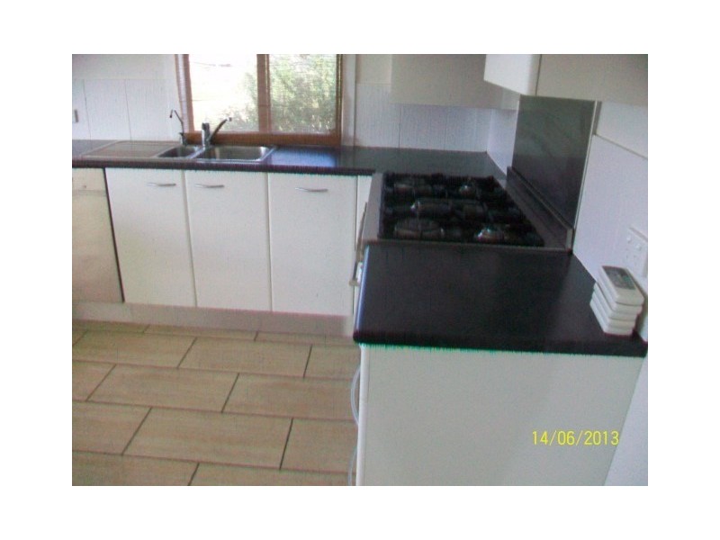 230 Bourne Drive, Roma QLD 4455