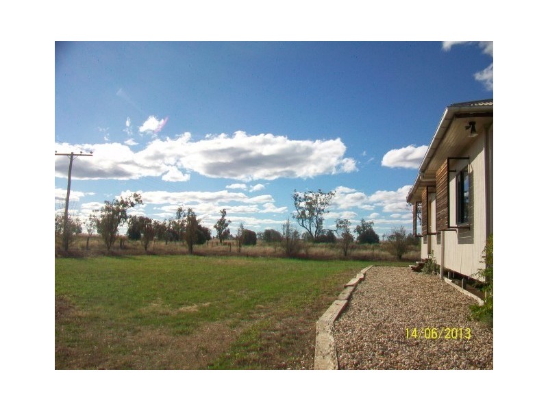 230 Bourne Drive, Roma QLD 4455