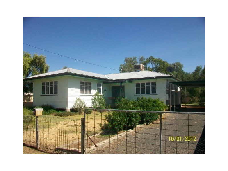 51 Raglan Street, Roma QLD 4455