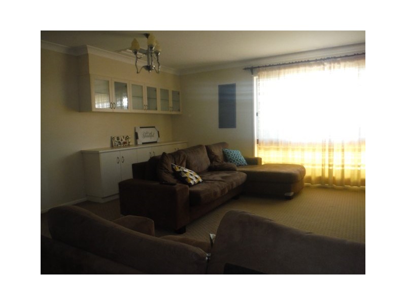 21 Allen Street, Roma QLD 4455