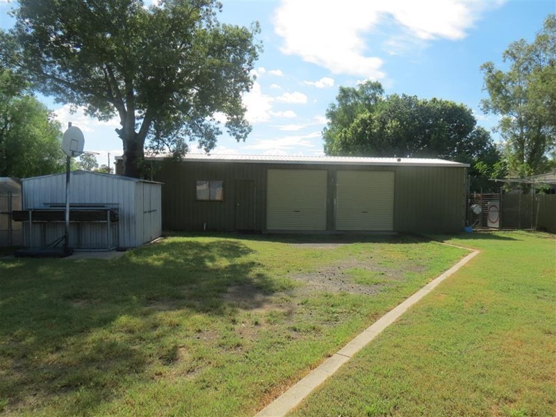 76 Gregory Street, Roma QLD 4455