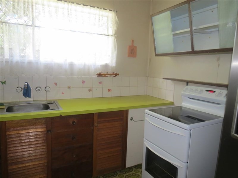 76 Gregory Street, Roma QLD 4455