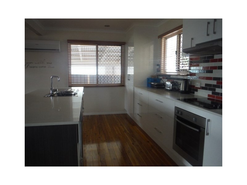 16 Hasted Street, Roma QLD 4455