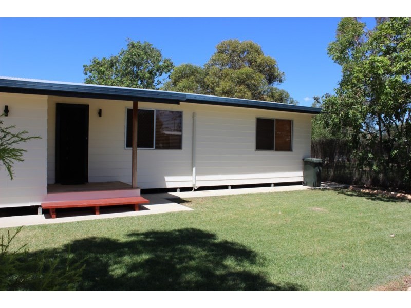 16 Hasted Street, Roma QLD 4455