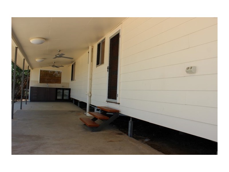 16 Hasted Street, Roma QLD 4455