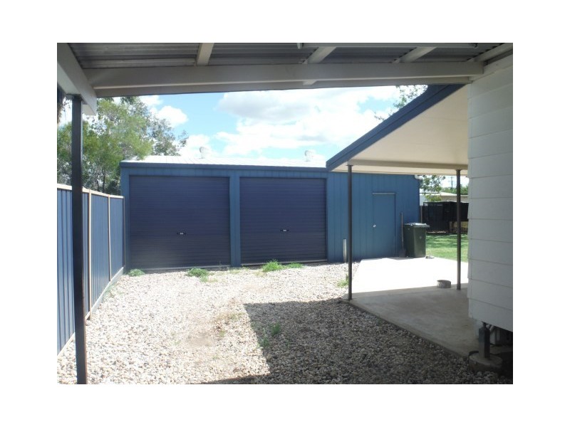 16 Hasted Street, Roma QLD 4455