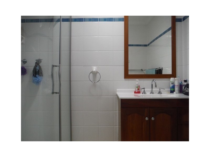 16 Hasted Street, Roma QLD 4455