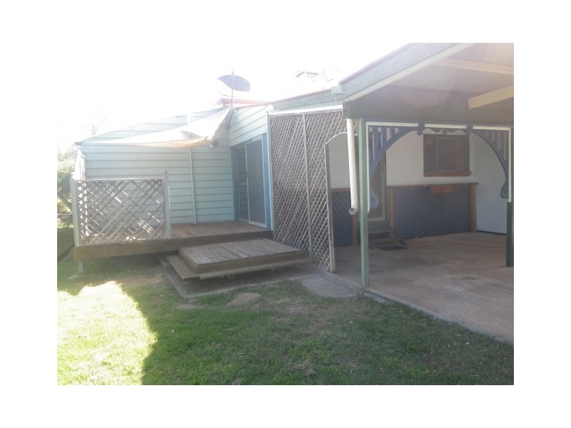 25 Phillip Street, Roma QLD 4455