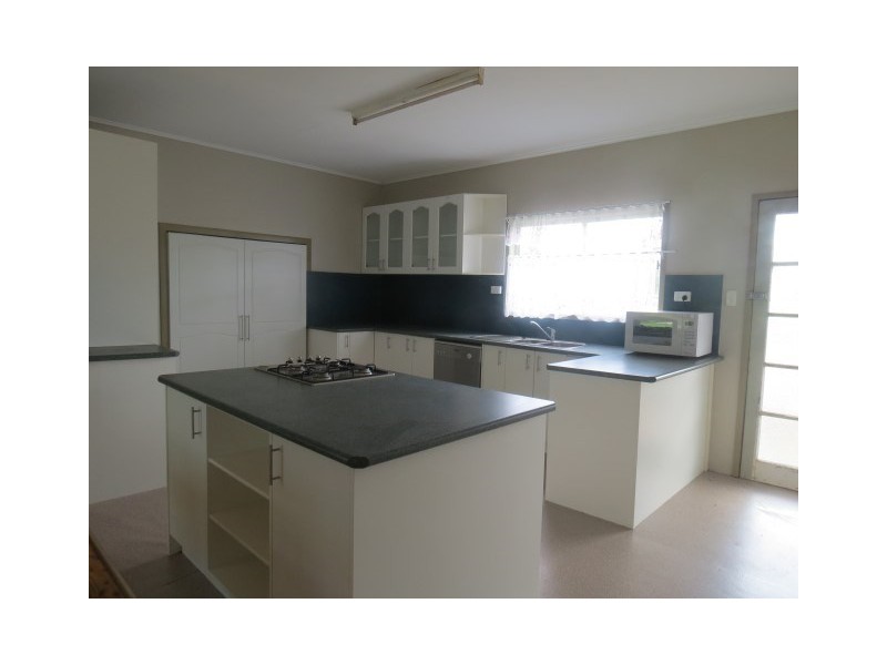 2 Moyles Lane, Mitchell QLD 4465