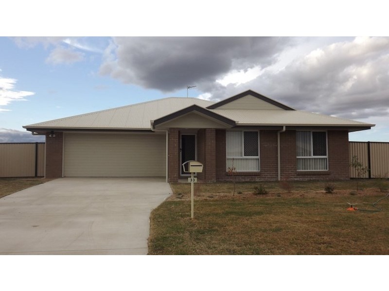 33 Everingham Avenue, Roma QLD 4455