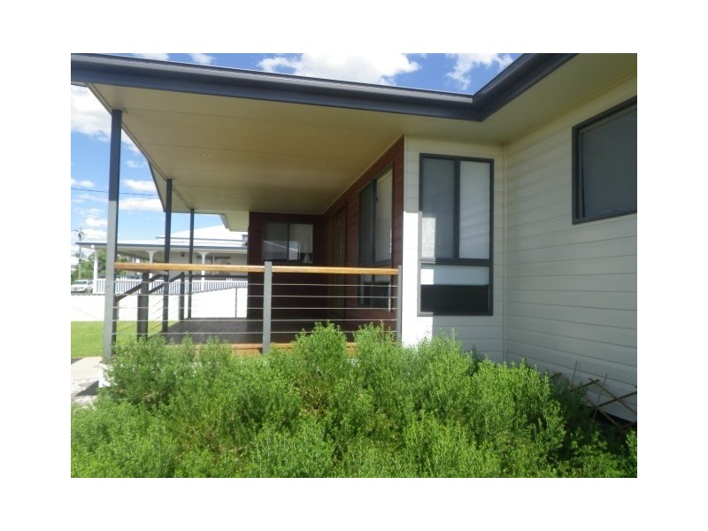 24 Robusta Drive, Roma QLD 4455